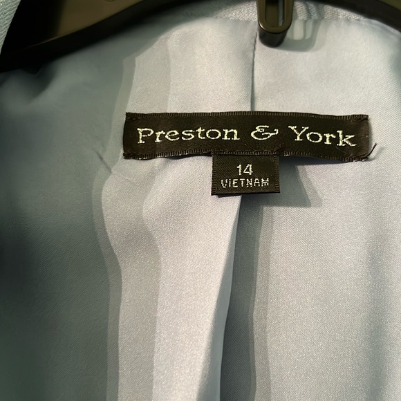 Preston and York women blazer. - Picture 2 of 2